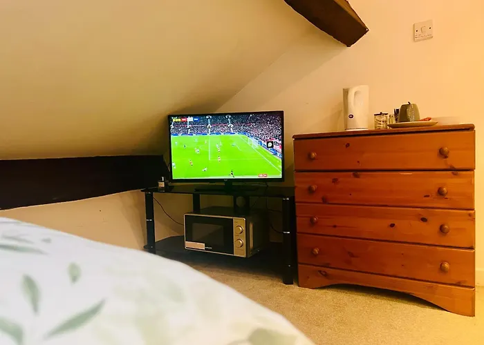 2 Bedrooms In Macclesfield City Centre